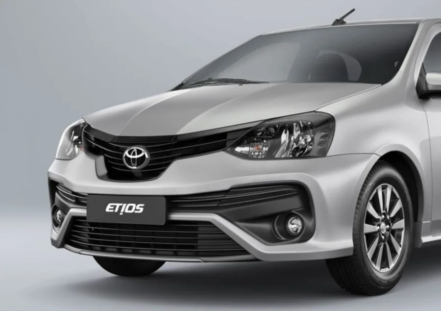 Toyota Etios X 1.3 2018: ficha técnica, consumo e conforto do hatch compacto manual