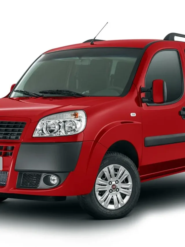 Quantas pessoas cabem na Doblò 2015?