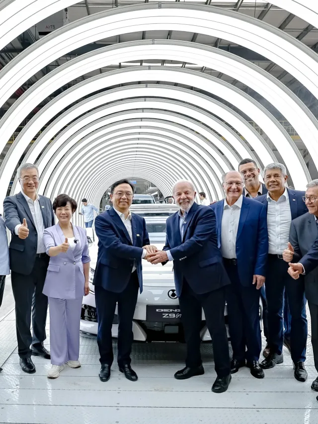 Lula e Alckmin inauguram megafábrica da BYD na Bahia