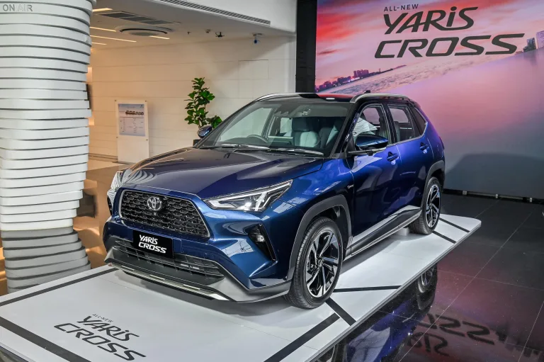 Fim do ‘motor xoxo’? Toyota usa engrenagem extra no Yaris Cross 2026 para salvar desempenho do motor 1.5 na rodovia