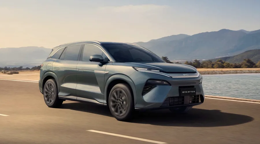 BYD Atto 8 chega em 2026 com números que nenhum SUV grande entrega hoje