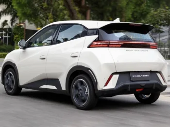 BYD confirma uso da IA DeepSeek até no Dolphin Mini, seu elétrico mais barato