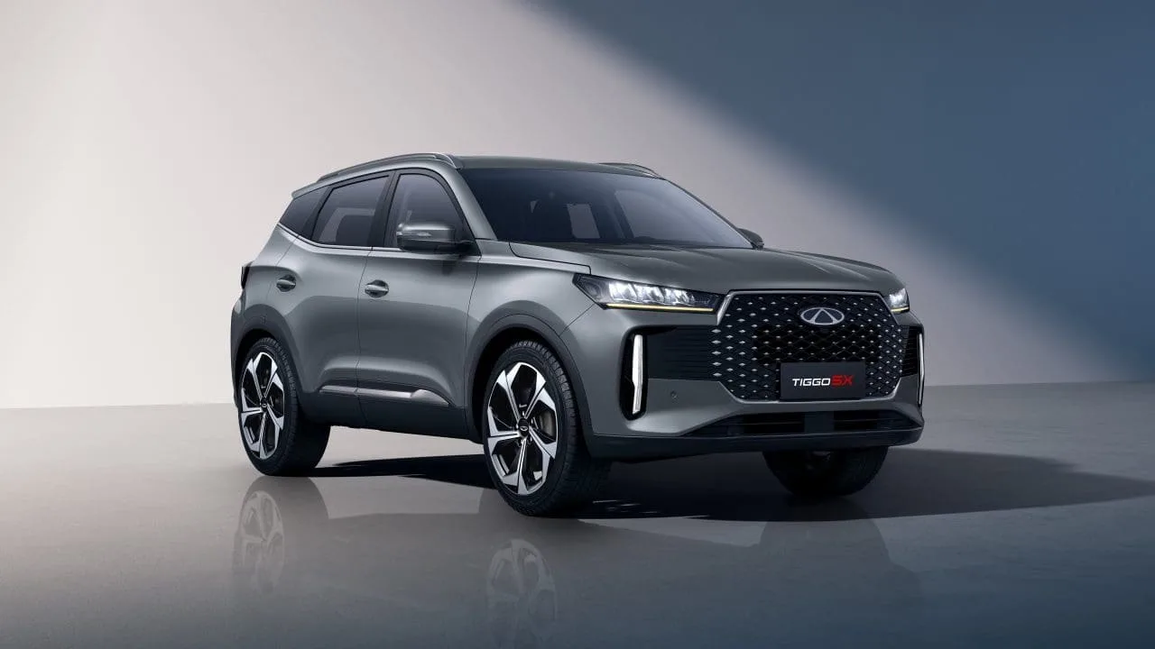 Chery Tiggo 5x 2027 estreia visual de Tiggo 7, interior do Tiggo 8 e pré-venda com preço misterioso