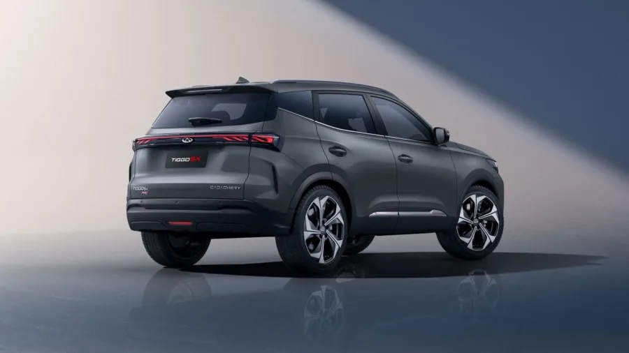 O Tiggo 5x 2027 aparece no Salão de São Paulo totalmente redesenhado e já entra em pré-venda, mesmo com o lançamento marcado só para meados de 2026.