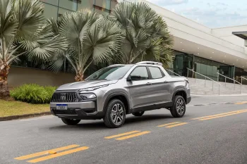 Fiat Toro 2026 amadurece sem perder o trono e mostra como envelhecer com estilo no Brasil