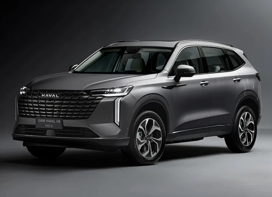 O Haval H6 inicia uma fase decisiva com motor revisado e a preparação do híbrido flex, marcando a estratégia da GWM para ampliar autonomia e desempenho no mercado brasileiro.