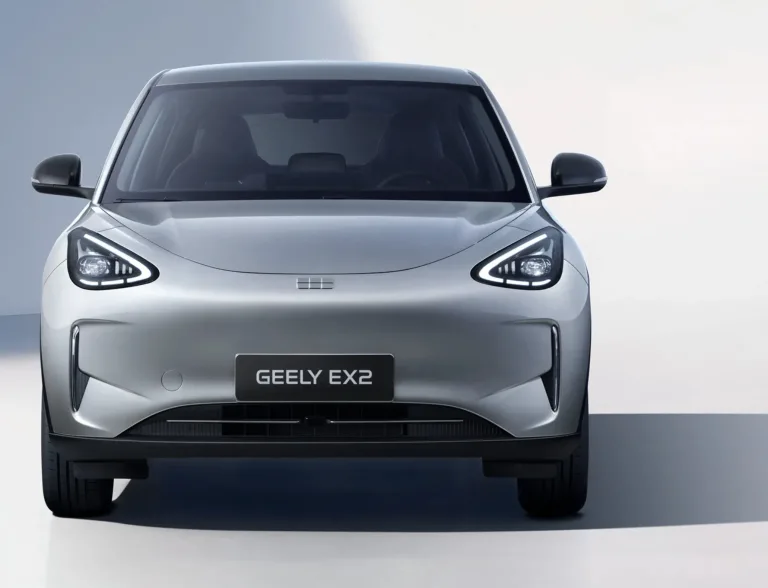 EX2 Pro 2026 traz motor traseiro de 116 cv, autonomia de 289 km e máxima de 130 km/h