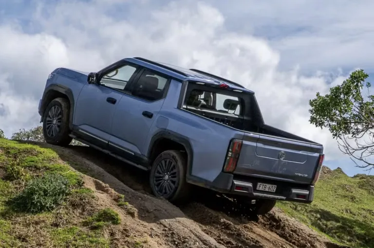 Com 224 cv e 1.000 km de autonomia, nova MG U9 chega em 2027 para desafiar Amarok e Hilux no Brasil