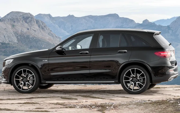 Mercedes-Benz GLC 43 AMG 2.0 2026: Ficha técnica, consumo e fotos; SUV premium faz 0 a 100 km/h em 4,8 s e tem autonomia de 570 km