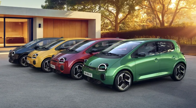 Renault Twingo renasce elétrico com design retrô para desafiar BYD Dolphin Mini
