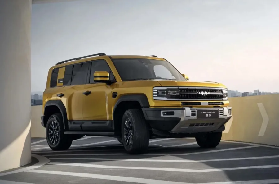 BYD cutuca BMW e Mercedes com chegada da Denza no Brasil e promete mexer no bolso de quem ama luxo