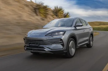 BYD Dolphin Mini e Song Plus impulsionam recorde histórico de vendas da marca no Brasil