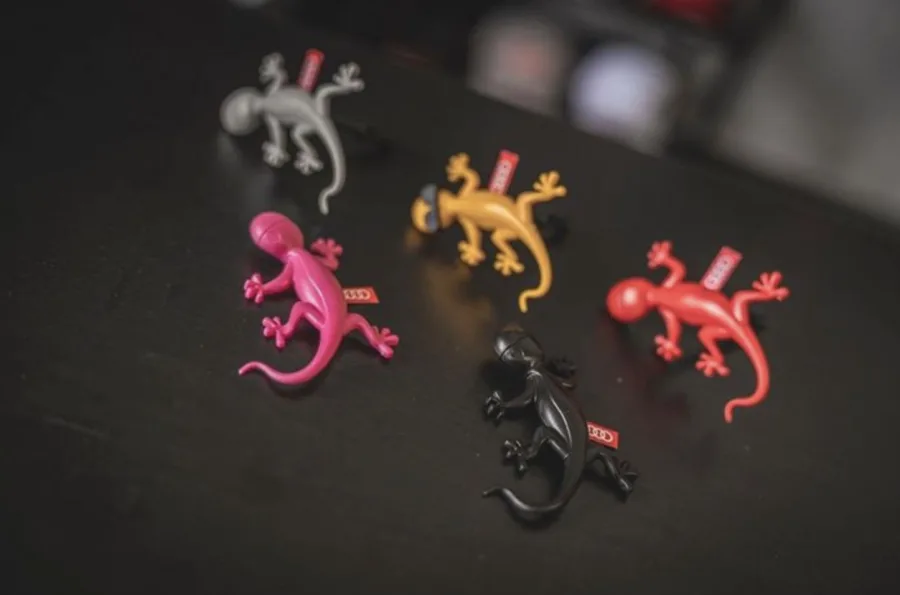 O aromatizador mais icônico da Audi está de volta. Após sete anos, o Gecko retorna ao Brasil, revivendo um símbolo da tecnologia quattro.
