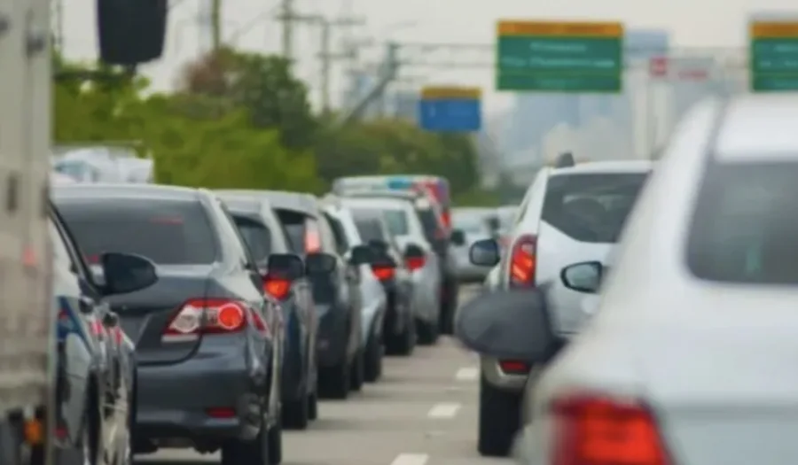 O Governo de São Paulo confirmou o calendário do IPVA 2026, definindo quando cada placa deve pagar à vista com desconto ou seguir para fevereiro sem abatimento.