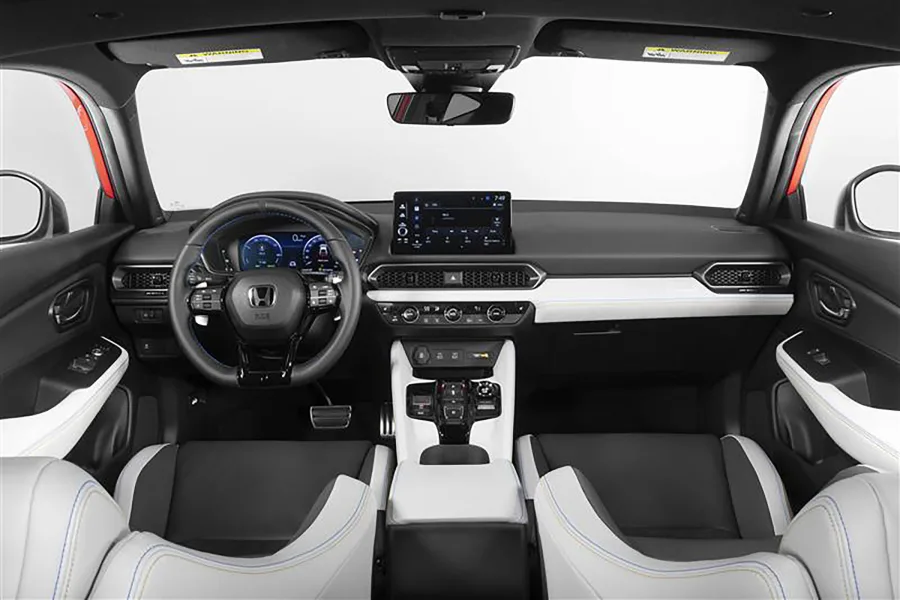 O retorno do modelo esportivo convive com a expansão do portfólio de SUVs, mostrando que a Honda pensa simultaneamente em desejo, volume e tecnologia para fortalecer presença no país.