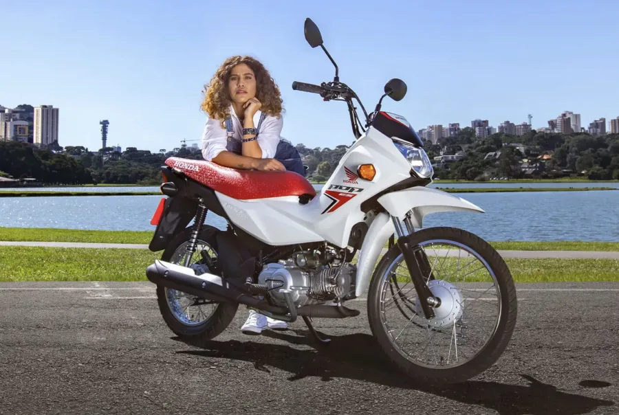 Vale a pena comprar a Honda Pop 110i ES 2025 ou é simples demais?