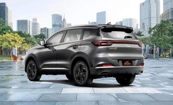 Chery Tiggo 7 soma 4.387 emplacamentos e supera Toyota Corolla Cross em dezembro