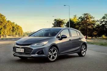 Chevrolet encerra produção do Cruze; sedã sai de linha para focar em SUVs