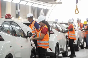 Fábrica da BYD em Camaçari ultrapassa 2 mil funcionários