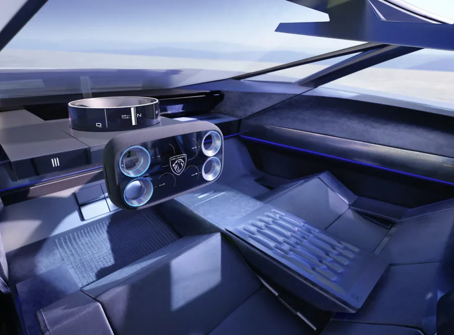 O sistema Hypersquare abandona qualquer ligação física entre volante e rodas. Sensores interpretam seus movimentos e enviam comandos digitais ao carro, como um controle de videogame.