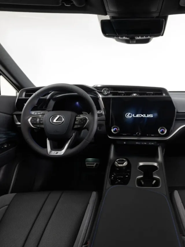 Lexus RZ chega ao Brasil como primeiro elétrico da Toyota