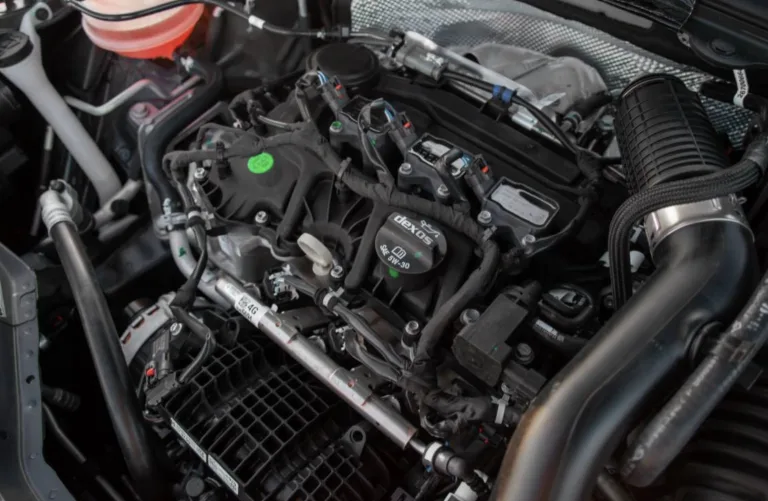 Chevrolet Onix 2026 Premier tem correia banhada a óleo? Confira detalhes do motor e potência desse hatch automático