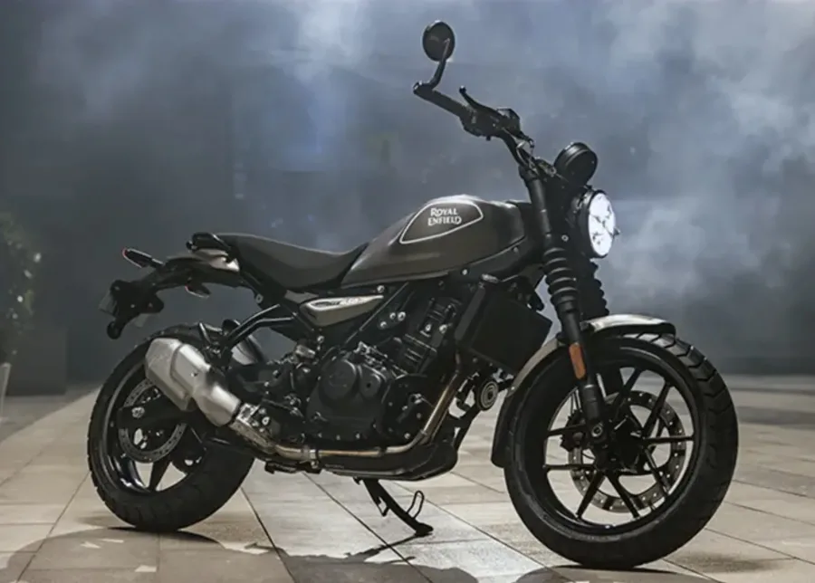 Royal Enfield Guerrilla 450 mostra força na cidade e na estrada e desafia a Triumph Speed 400 no Brasil