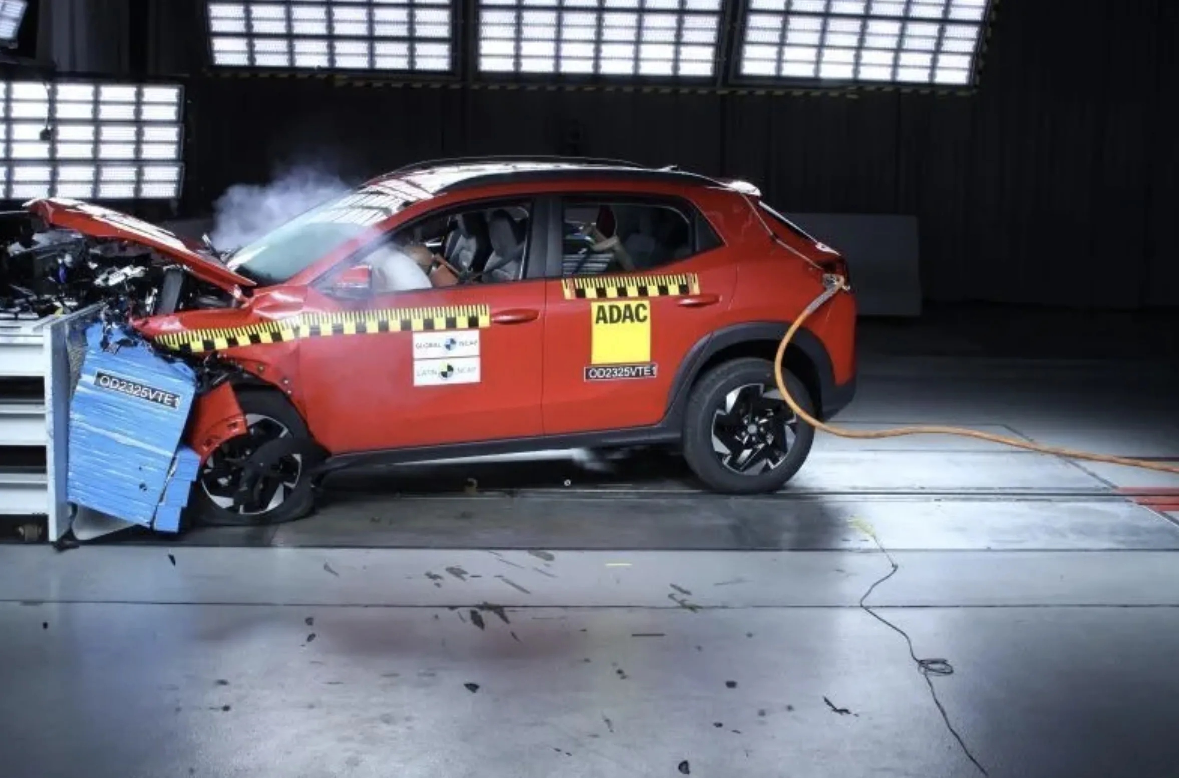 Kia Sportage, Nissan Kicks, Renault Kardian, VW Taos e VW Tera conquistaram 5 estrelas no Latin NCAP e estão entre os carros mais seguros vendidos no Brasil.