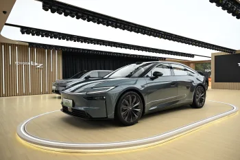 Toyota Corolla 2027: novo Toyota bZ7 revela como será o visual renovado do sedan mais famoso do Brasil