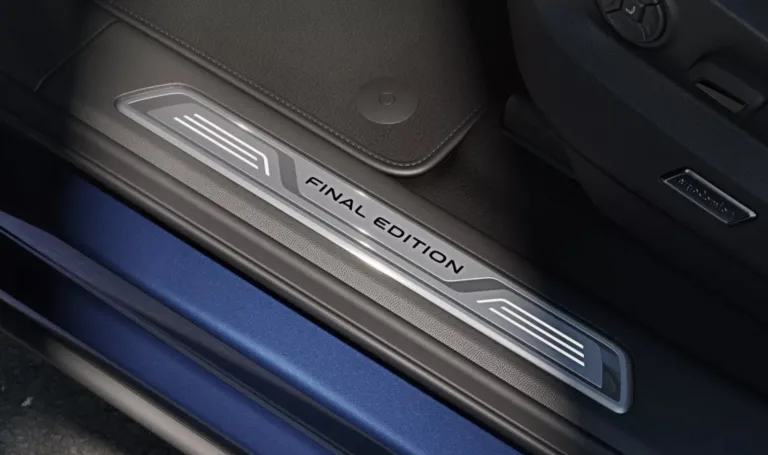 O ‘primo pobre’ do Porsche Cayenne diz adeus: Por que a VW parou de fabricar o Touareg após 24 anos de história?