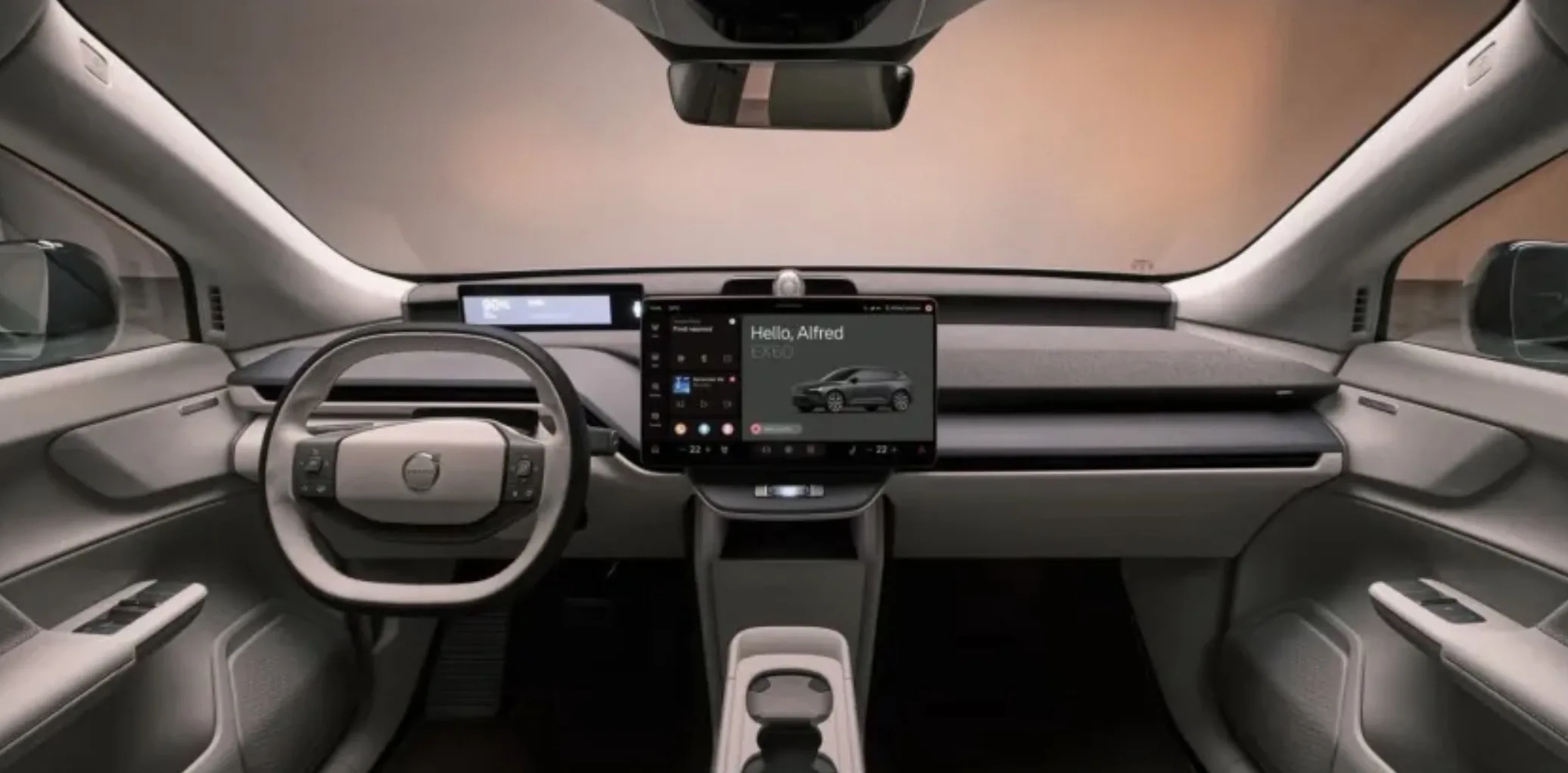 O interior aposta em tecnologia que realmente ajuda no dia a dia, com assistente do Google e som Bowers & Wilkins que transforma qualquer viagem.