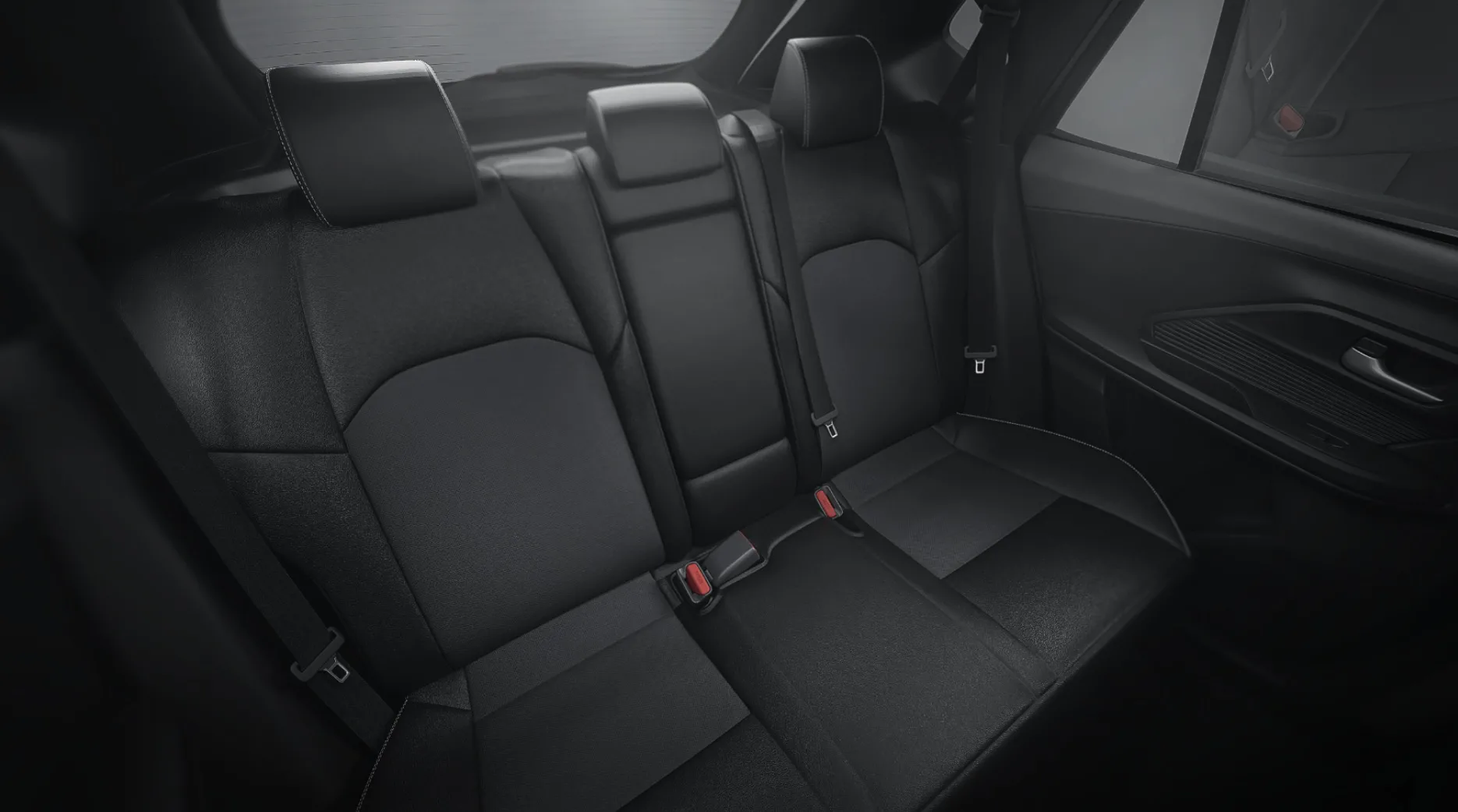 Mesmo mais barato, o XR mantém seis airbags, controles eletrônicos, faróis em LED e multimídia de 10", reforçando a sensação de carro completo.