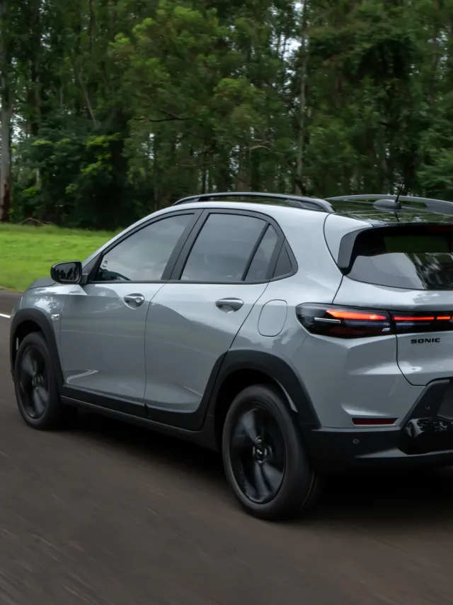 Chevrolet Sonic 2027 estreia com turbo e mira SUVs compactos