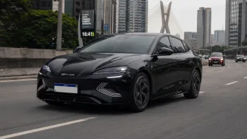 BYD Seal 2024 usado tem 530 cv, acelera de 0 a 100 km/h em 3,8 segundos, roda até 372 km e vale R$ 204.964 na Tabela Fipe