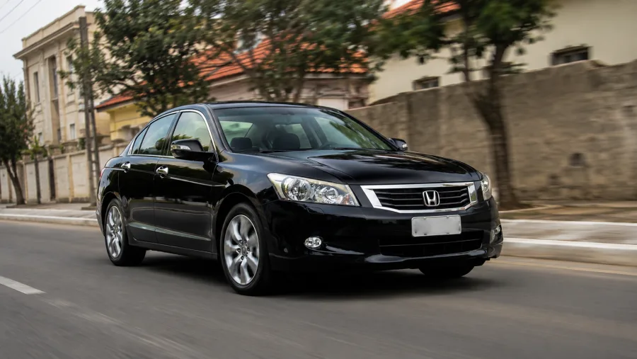 Honda Accord V6 2008 custa menos que muito compacto, e proprietário admite: “É difícil encontrar tanto luxo por esse preço”