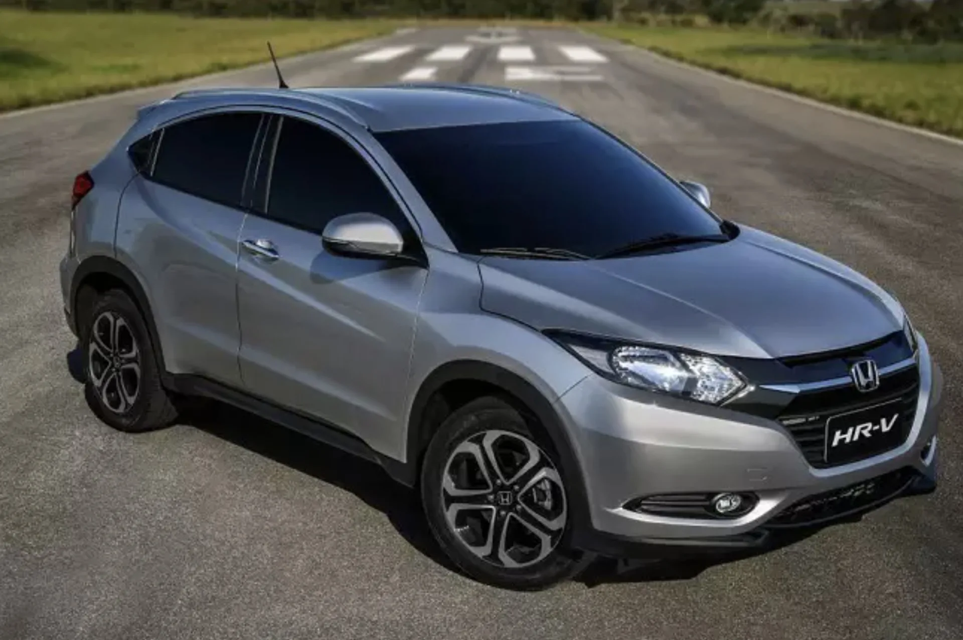 Honda HR-V LX 2016 automático segue como opção de usado para a família e proprietário afirma: “É o tipo de SUV que você compra pela confiança”