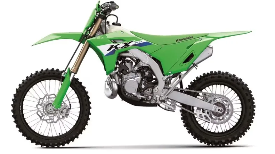A Kawasaki confirmou as novas KX327 e KX327X e colocou fim aos rumores sobre o retorno dos motores 2 tempos à família KX. O lançamento marca uma mudança importante na estratégia off-road da fabricante.