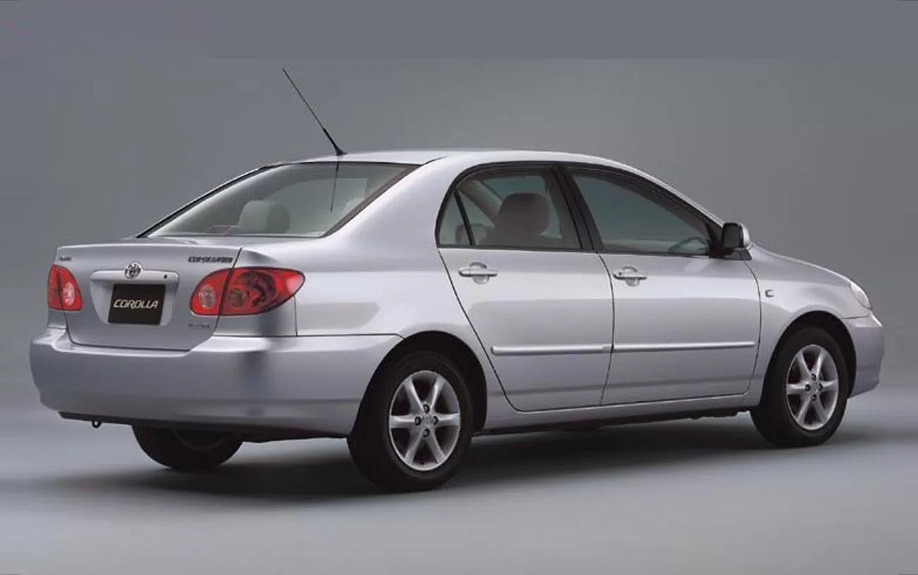 O Corolla 2005 surgiu como uma opção de conforto e confiabilidade para famílias e segue presente no mercado de usados mesmo após duas décadas.