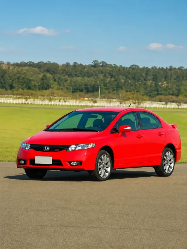 Civic Si 2011 de R$ 111 mil ainda assusta muito carro novo na estrada