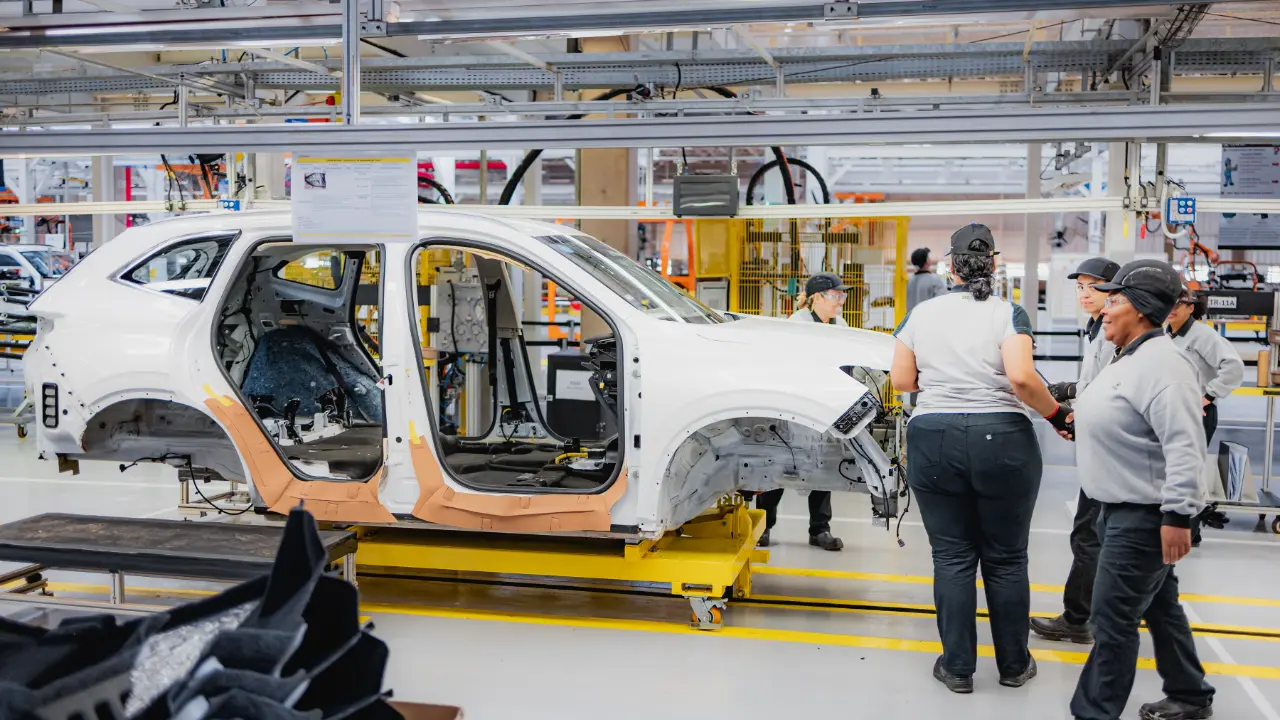 O Haval H6 é produzido em Iracemápolis desde o fim de 2025, mas a mudança tributária não garante que o consumidor encontrará preços menores.