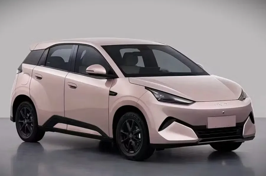 Novo BYD Dolphin Mini cresce, ganha motor de 129 cv e muda de categoria para disputar com o Geely EX2