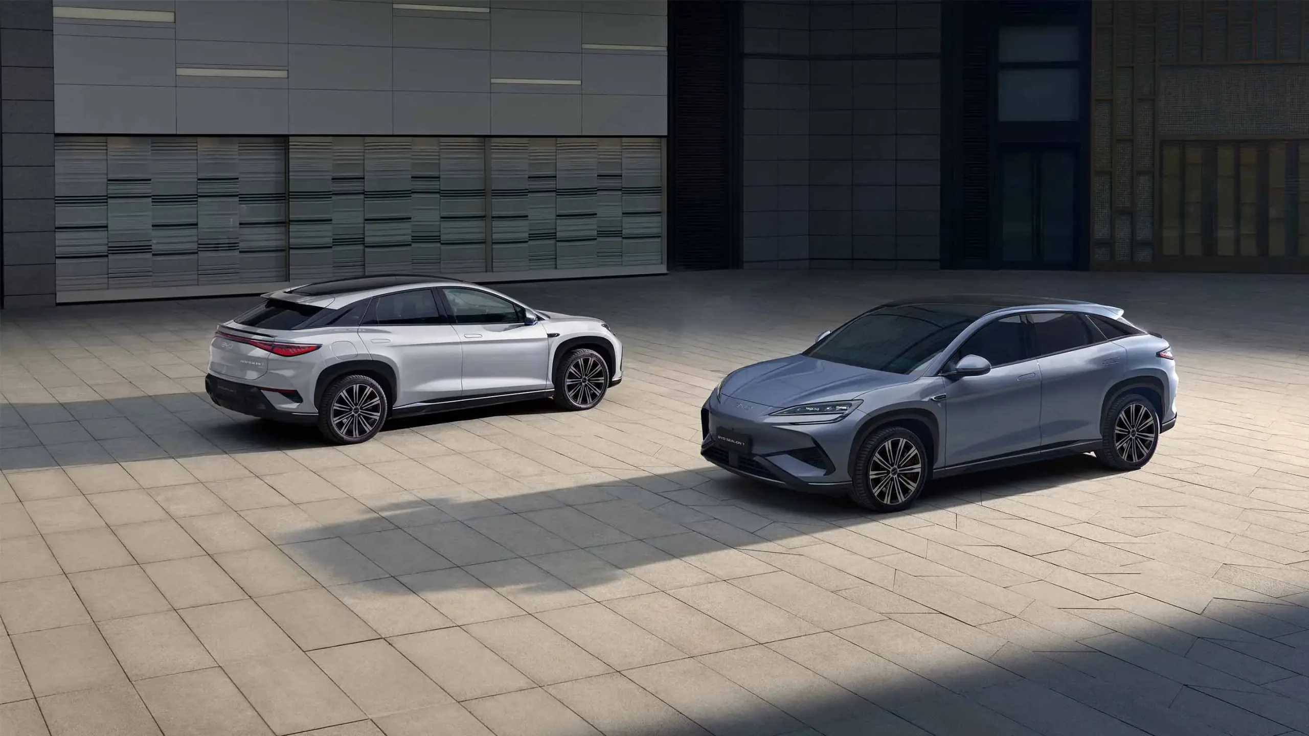 BYD lança Sealion 7 no Brasil após retirar o SUV elétrico da China