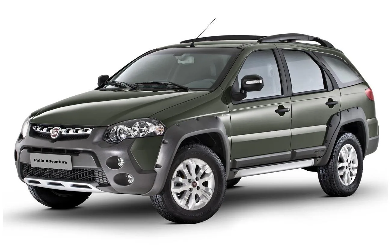 O Palio Weekend Adventure serve à família que leva bagagem, enfrenta piso ruim e busca um usado espaçoso, robusto, versátil e valente.
