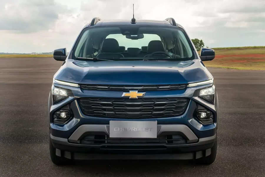 Chevrolet Spin 1.8 Premier 2027 custa R$ 165.590 e mantém sete lugares como diferencial