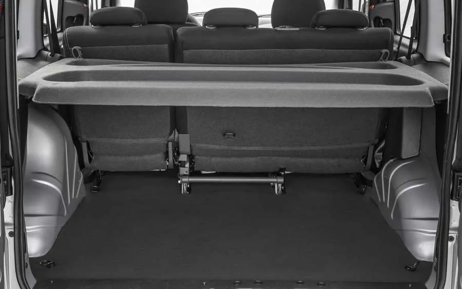 Fiat Doblo de 7 lugares segue vivo no mercado de usados porque SUV grande ficou caro demais para quem só quer levar todo mundo