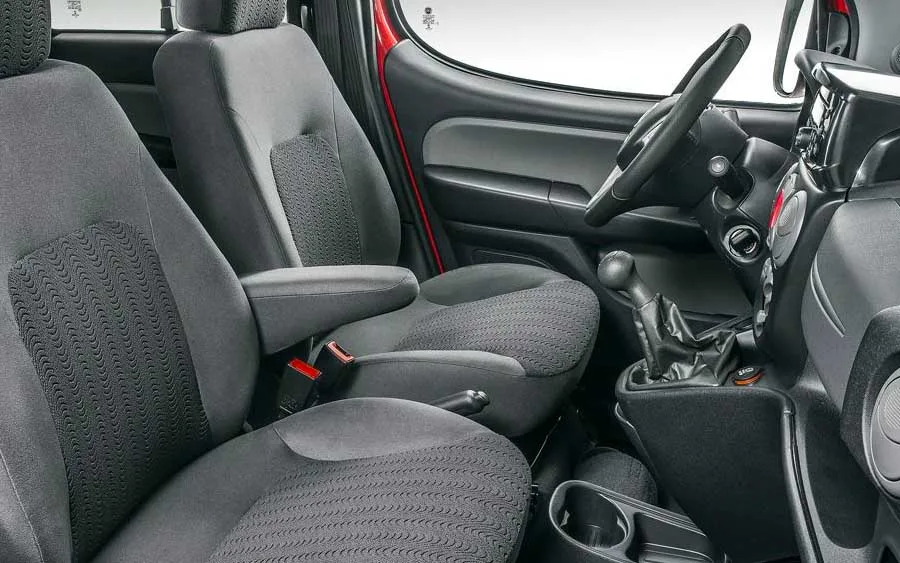 Fiat Doblo de 7 lugares segue vivo no mercado de usados porque SUV grande ficou caro demais para quem só quer levar todo mundo