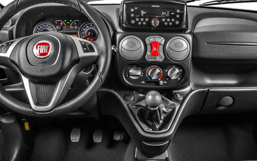 Fiat Doblo de 7 lugares segue vivo no mercado de usados porque SUV grande ficou caro demais para quem só quer levar todo mundo