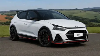 Hyundai prepara i20 N híbrido com até 300 cv para atender regras europeias