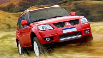 Pajero TR4: ficha técnica, versões, preços e o que checar antes de comprar um exemplar usado