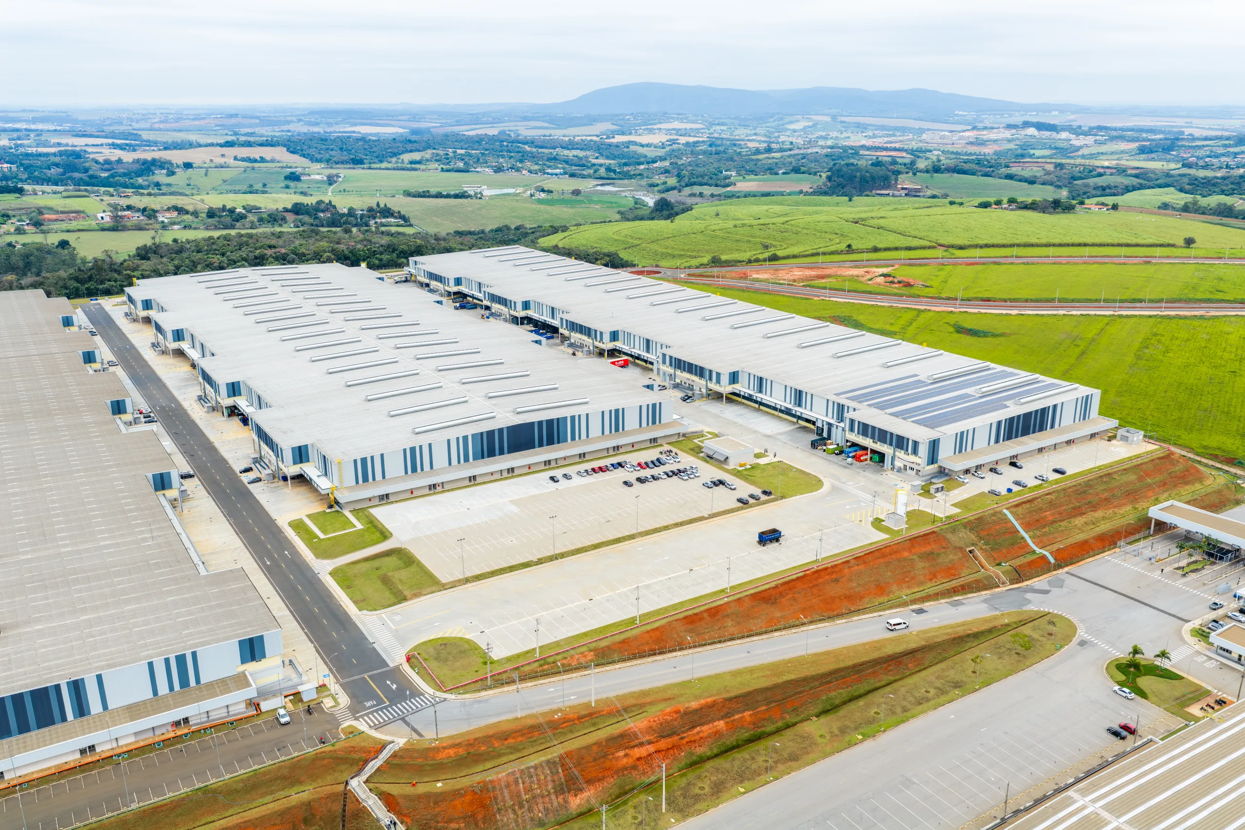 A produção de motores da Toyota funciona provisoriamente em um condomínio logístico a 11 km da fábrica de Sorocaba, enquanto a unidade original de Porto Feliz é reconstruída até 2028.
